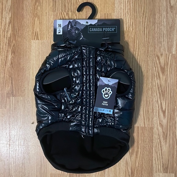 CANADA POOCH Shiny Insulated Dog Puffer Vest - Picture 2 of 7